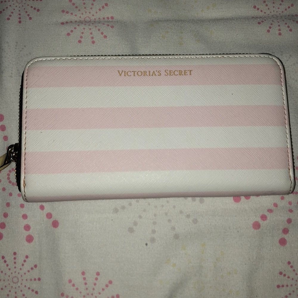 Victoria Secret Wallet 💕🔒